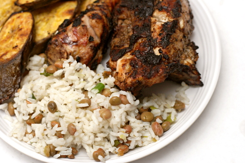 CHICKEN AND RICE WITH PIGEON PEAS