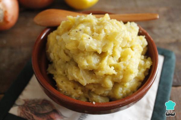 CARIBBEAN PLANTAIN DISHES: Fufu de Plátano