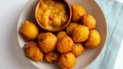  CARIBBEAN DISHES VEGETARIAN Pholourie 